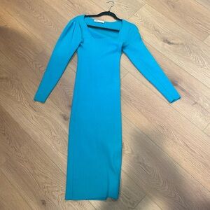 Size M MIDI Dress